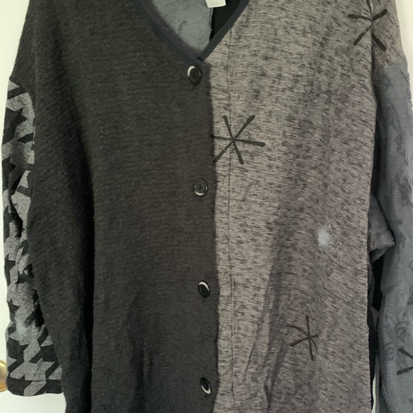 MUTI PATTERNED SWEATER !! - Picture 6 of 7